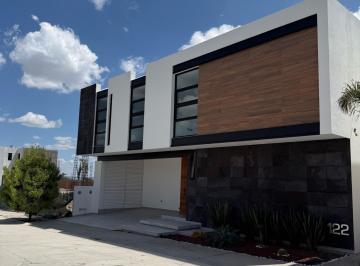 Casa · 320m² · 4 Recámaras · 3 Estacionamientos · Casa - Tamarindos