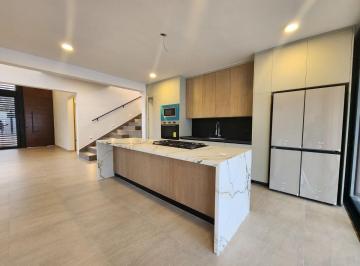 Cocina · Casa en Venta en Residencial Tamara en Zona Yucatán Country Club, Mérida
