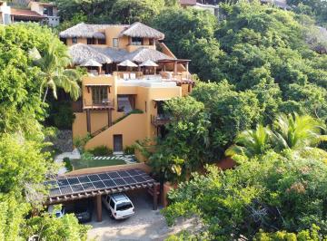 Casa de 6 habitaciones, Zihuatanejo de Azueta · Residencia en Venta Arcano Ixtapa, Zihuatanejo.