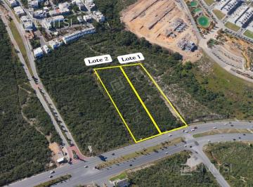 Terreno / Lote , García · Terreno Comercial en Venta en Cumbres
