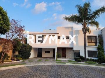 Casa en condominio · 486m² · 5 Recámaras · Casa en Renta en Angelopolis - (4)