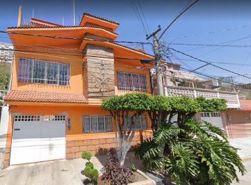 Casa de 4 habitaciones, Nezahualcóyotl · Casa en Venta en Lago Ontario Agua Azul Nezahualcoyotl