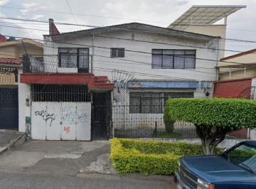 Casa de 4 habitaciones, Uruapan · Casa en Venta Barrio de Santiago Uruapan Michoacan