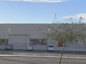 Local comercial · 200m² · Local en General Piña y Reyes.