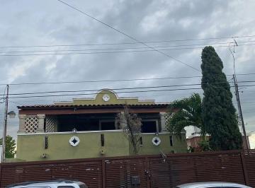 Casa · 301m² · 6 Recámaras · 2 Estacionamientos · Venta de Casa Para Oficinas o Consultorios Col Diaz Ordaz Merida
