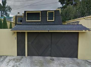 Casa de 4 habitaciones, Toluca · Casa en Venta en Francisco Murguia en Toluca Mex