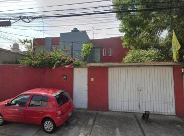 Casa de 4 habitaciones, Coyoacán · Casa en Venta en Coapa, Ejido Viejo de Sta Úrsula Coapa, Coyoacán, Cdmx