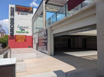Local comercial , Querétaro · Local con Terraza de 220 m² Sobre Los Arcos en Plaza Urban, Querétaro (Permiso Alcohol)