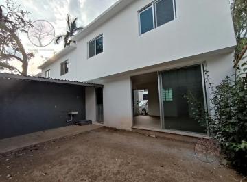 Casa · 93m² · 2 Recámaras · 2 Estacionamientos · Casa en Privada en Col. Miraval