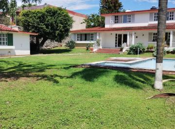 Casa · 422m² · 6 Recámaras · Casa en Venta en Subida del Club Reforma, Cuernavaca