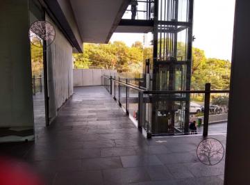 Local comercial · 207m² · Local en Renta en Vista Hermosa.