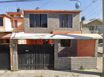 ¡EXCELENTE OPORTUNIDAD! PAGO DE CONTADO EN 2 EXHIBICIONES CON RECURSOS PROPIOS,  · ¡Excelente Oportunidad! Casa en Venta en Jardines de La Hacienda, Cuautitlán Izcalli, México.