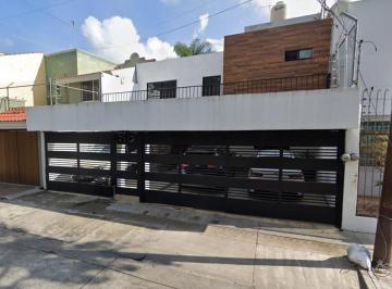 Casa de 3 habitaciones, Guadalajara · Casa en Venta en Bosques de La Victoria ¡Excelente Oportunidad de Inversiòn Recuperaciòn Hipotecaria