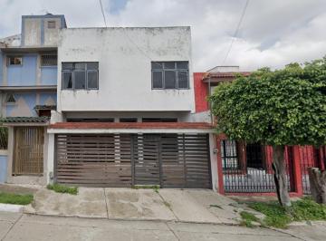 Casa de 3 habitaciones, Guadalajara · Casa en Venta en Fracc Jardines de La Cruz ¡Excelente Oportunidad de Inversiòn Hipotecaria!