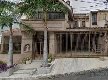 Casa de 4 habitaciones, Monterrey · ¡Excelente Oportunidad Casa Colinas de San Jerónimo 5o. Sector, Monterrey