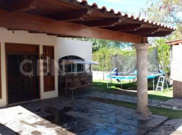 Casa · 158m² · 2 Recámaras · 4 Estacionamientos · Casa de Descanso en Venta, El Arenal, Emiliano Zapata, Jalisco