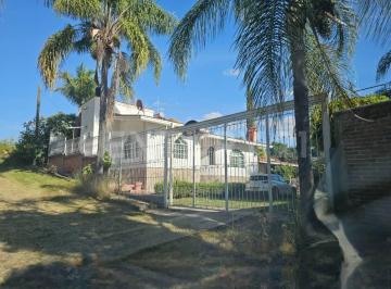 Casa · 200m² · 2 Recámaras · 8 Estacionamientos · Casa de Campo en Venta, Emiliano Zapata, El Arenal, Jalisco