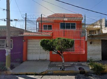 Casa de 3 habitaciones, Ecatepec de Morelos · Casa de 155 m² con 3 Recámaras en Venta en Jardines de Morelos