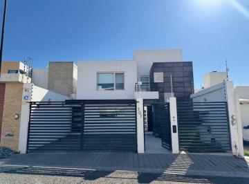 Casa de 4 habitaciones, Querétaro · Casa de 4 Hab en Real de Juriquilla