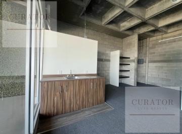 Local comercial · 267m² · 1 Estacionamiento · Local en Venta en Levant Diamante