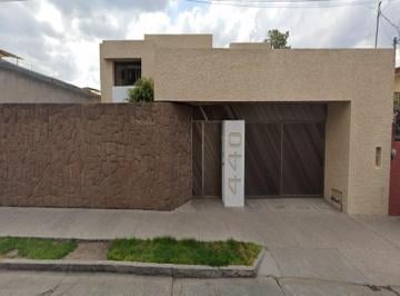 Casa de 5 habitaciones, San Luis Potosí · Casa en Venta Ubicada en Las Aguilas, San Luis Potosi