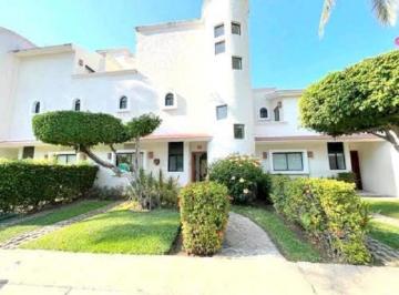 Casa en condominio de 3 habitaciones, Acapulco de Juárez · Casa 210 m² Terreno, 3 Recámaras en Venta, Joyas del Marqués II