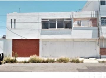 Casa de 3 habitaciones, Puebla · Casa en Venta en Colonia Maestro Federal