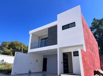 Casa · 200m² · 3 Recámaras · 2 Estacionamientos · Al Norte de Cuernavaca
