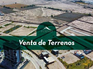 Terreno / Lote · 300m² · Venta de Terrenos en Altozano