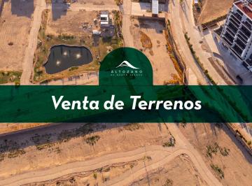 Terreno / Lote · 450m² · Terrenos en Venta en Altozano