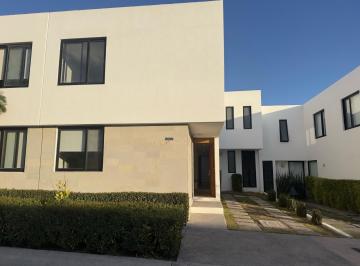 Casa en condominio · 143m² · 4 Recámaras · 2 Estacionamientos · PH - Residencial El Refugio