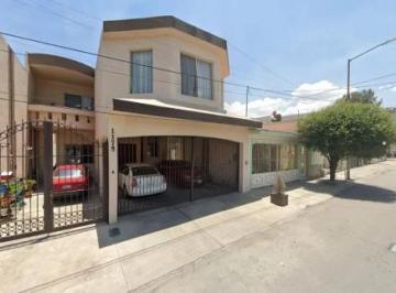 Casa de 4 habitaciones, Saltillo · Casa en Venta en República Oriente, Saltillo, Coahuila.