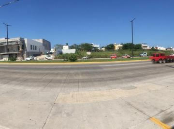 Terreno / Lote · 1080m² · Terreno en La Mejor Zona Comercial de Veracruz, Av Rafael Cuervo.