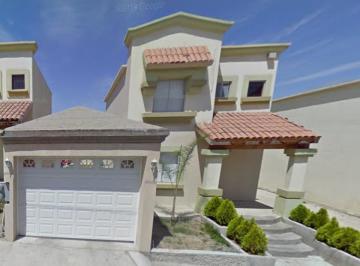 Casa de 3 habitaciones, Ensenada · Venta de Casa en Col. Alta Mar, Ensenada, Baja California
