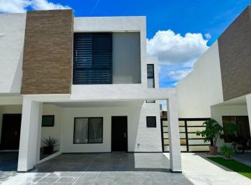 Casa de 3 habitaciones, Aguascalientes · !adquiere Tu Casa a un Excelente Precio y en Una Buena Zona!