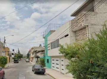 Casa de 4 habitaciones, Nezahualcóyotl · Casa en La Perla Nezahualcóyotl en Recuperacion Bancaria