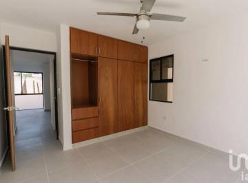Departamento · 74m² · 2 Recámaras · 1 Estacionamiento · Venta de Departamento Cerca Calle 60 Merida Yucatan
