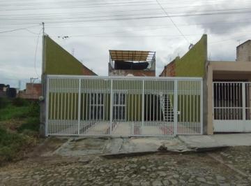 Casa · 184m² · 2 Recámaras · 2 Estacionamientos · Casa en Venta Colonia El Tapatío, San Pedro Tlaquepaque Jalisco