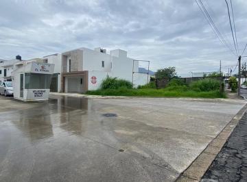 Terreno / Lote · 180m² · Renta Terreno en Esquina Residencial El Vergel