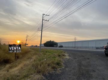 Terreno comercial , Apaseo el Grande · Venta de Terreno a Pie de Carretera Celaya a Queretaro Apaseo El Grande