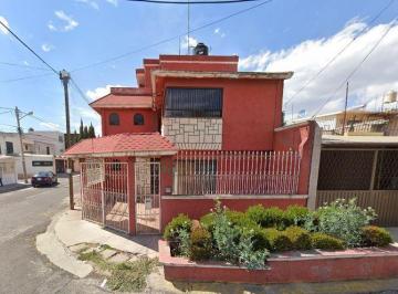 Casa de 4 habitaciones, Cuautitlán Izcalli · Hermosa Propiedad en Cuautitlan Izcalli Edo Mex!