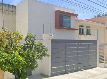 Casa de 3 habitaciones, Zapopan · Casa en Zapopan Jalisco, Guadalajara