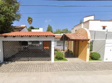 Casa de 4 habitaciones, Querétaro · ¡Excelente Oportunidad! Casa en Venta en Jurica, Santiago de Querétaro, Qro.
