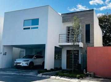 Casa de 3 habitaciones, Monterrey · Casa en Renta en Brisas de Valle Alto, Zona Sur, Monterrey N. L.