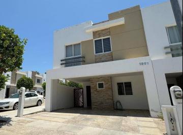 Casa · 3 Recámaras · Casa en Almar