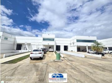 Bodega comercial de 2 habitaciones, Mérida · Bodea de 550 M².norte/seguridad 24 - 7