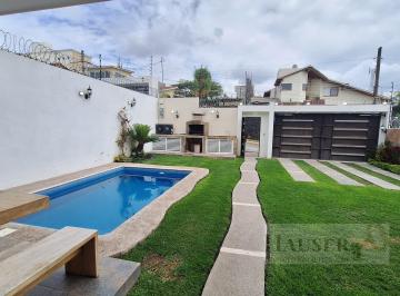 Casa de 4 habitaciones, Temixco · Venta Casa en Fraccionamiento Burgos