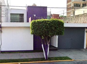 Casa de 3 habitaciones, Tlalnepantla de Baz · Casa en Venta en Habitacional La Romana Tlalnepantla