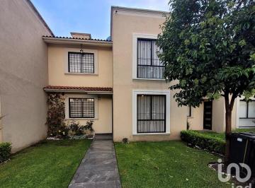 Casa · 114m² · 3 Recámaras · 2 Estacionamientos · Casa en Venta en Privadas de San Francisco, San Antonio El Desmonte, Pachuca, Hgo.