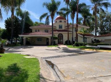 Casa de 3 habitaciones, Tlajomulco de Zúñiga · Residencia en Venta en Santa Anita Club de Golf 1ra. Seccion